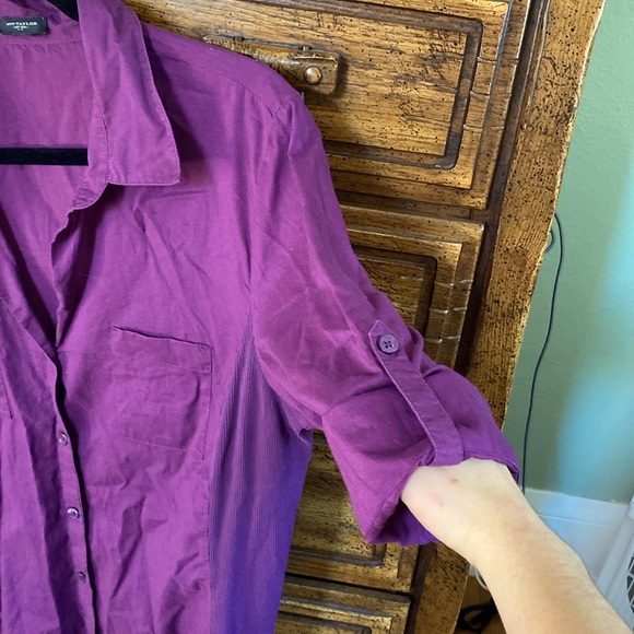 Ann Taylor plum lightweight three quarter sleeve button up shirt - Picture 3 of 6